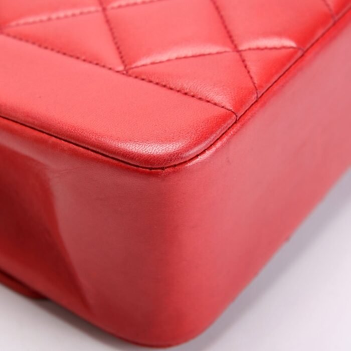 Chanel Diana Flap Small Lambskin Red and Gold product image 7