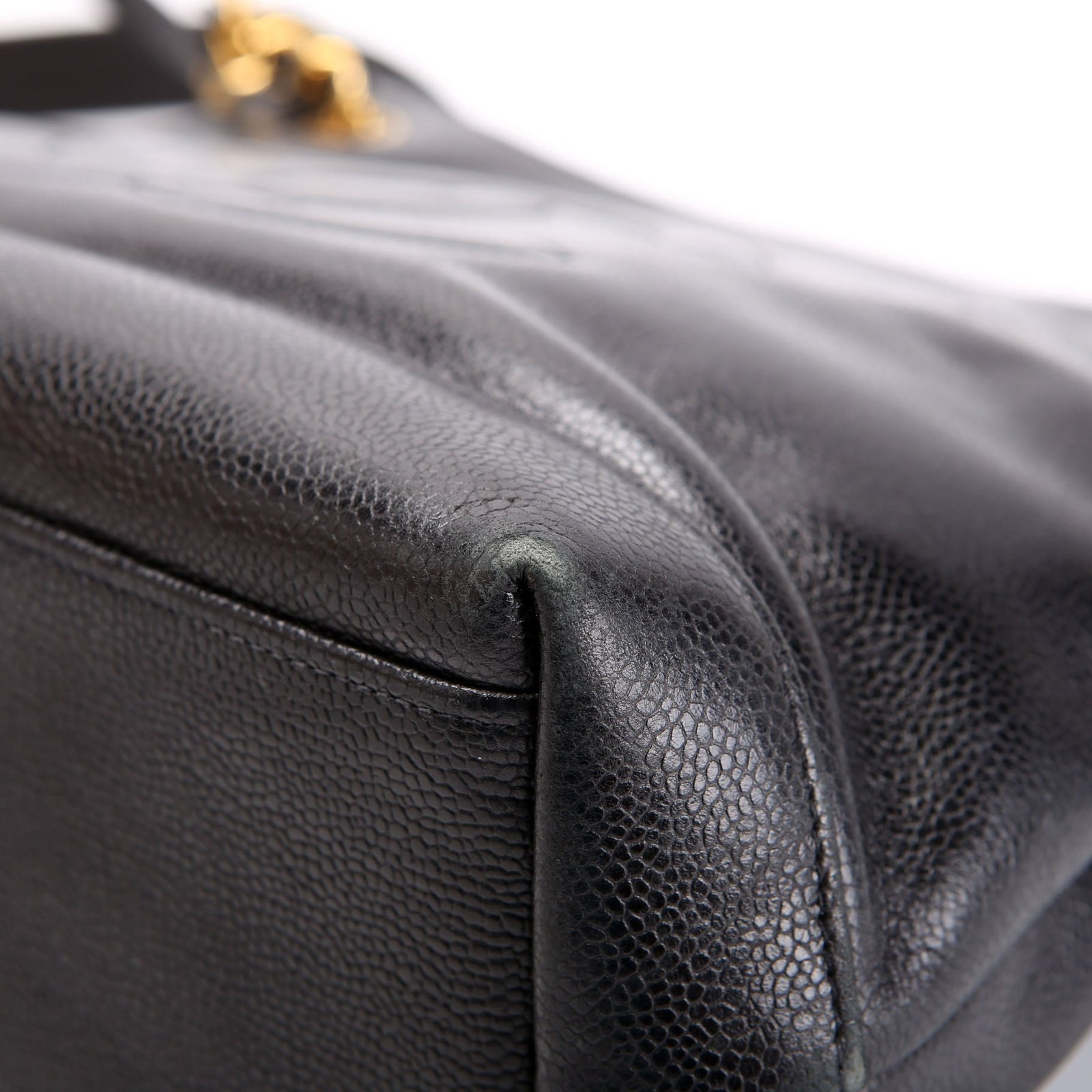 Chanel Timeless CC Tote 2M Black and Gold product image 6